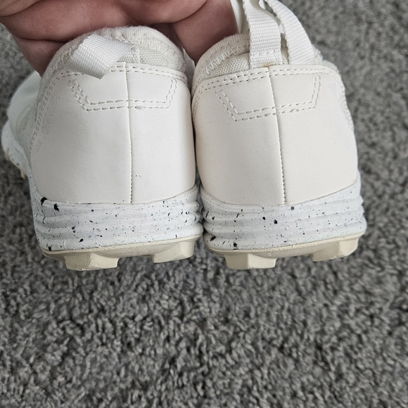 ADIDAS TERREX CONTINENAL ATHLETIC SHOES CONFETTI SOLE White size 7 flaw - Picture 4 of 7